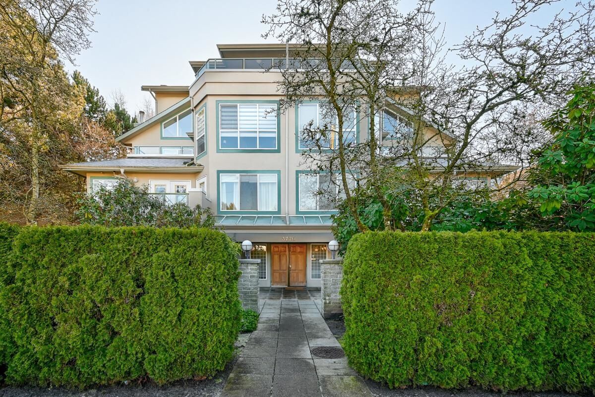 Property Photo:  3770 Thurston Street 102  BC V5H 1H7 