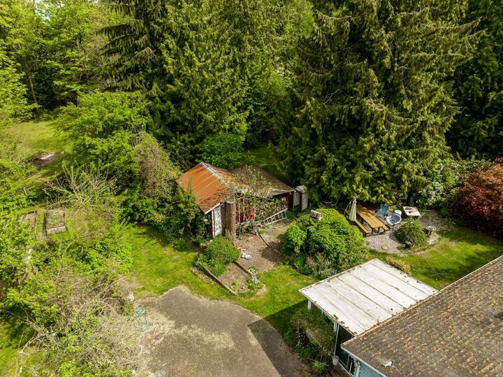 Property Photo: 20889 32B Avenue BC V2Z 2C4