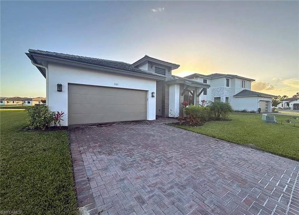 Property Photo: 5101 Gambero Way FL 34142