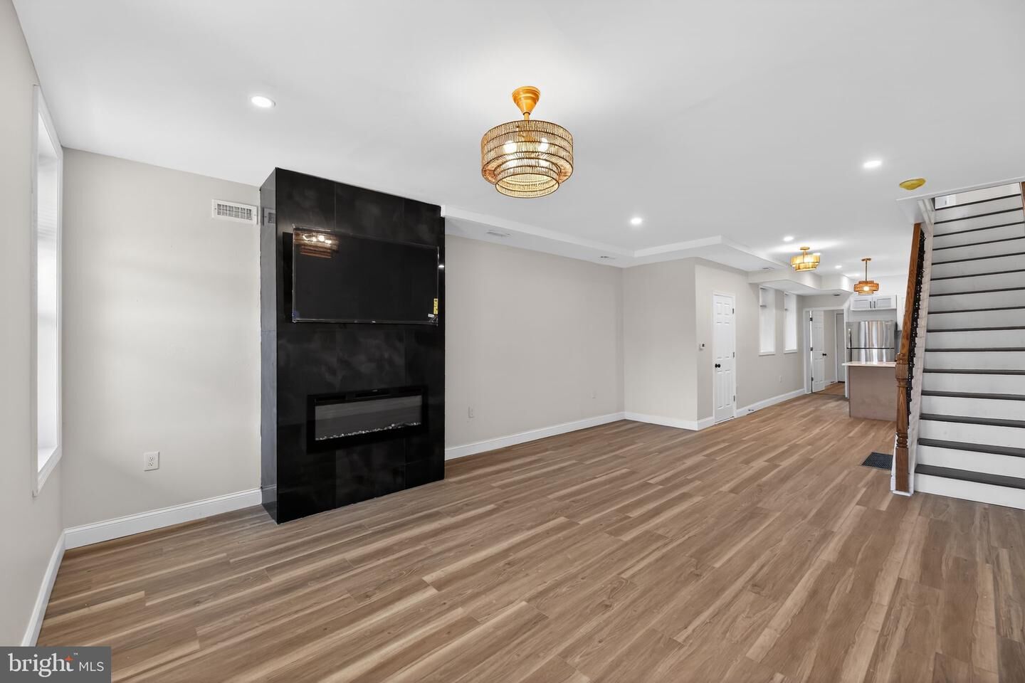 Property Photo:  413 Elm Street  NJ 08102 