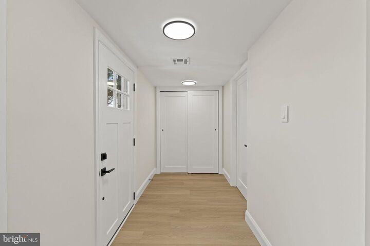 Property Photo:  7 Belhurst Lane  NJ 08046 