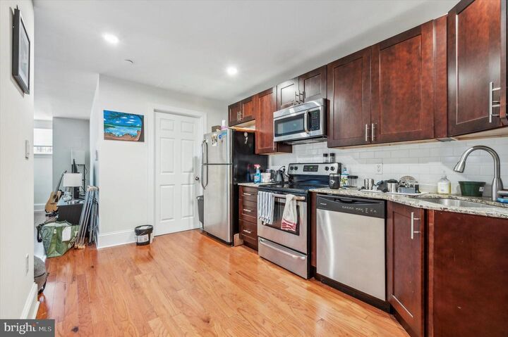 Property Photo:  265 S 22nd Street G1  PA 19103 
