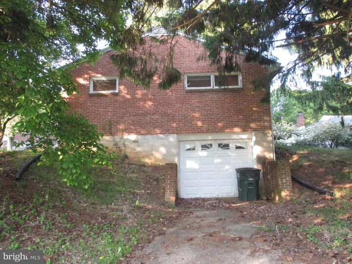 Property Photo:  1748 San Gabriel Drive  PA 17406 