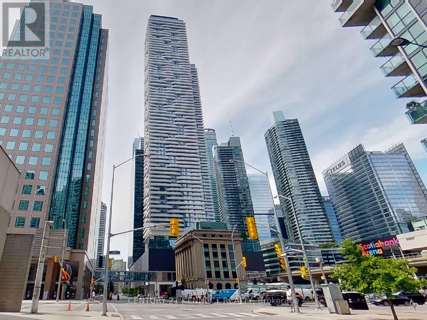 Property Photo:  100 Harbour Street 1108  ON M5J 1B7 