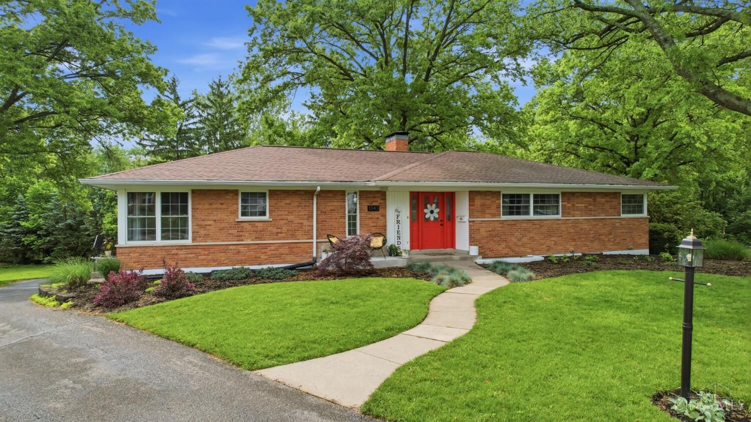 Property Photo: 1343 Thomwood Drive OH 45224