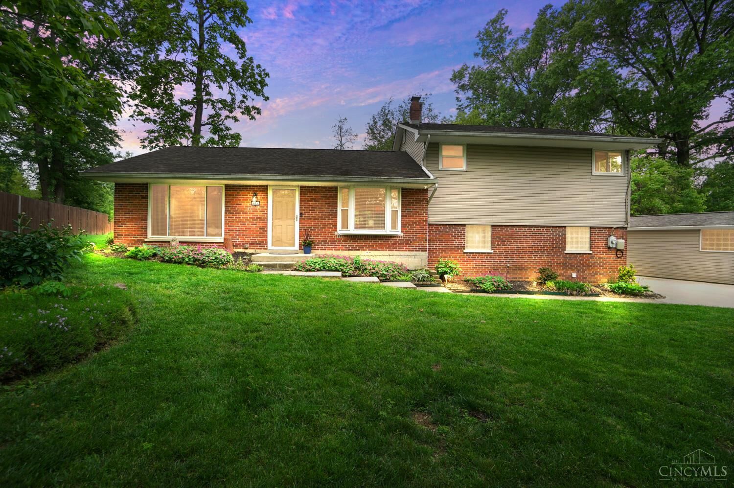 Property Photo: 475 Craig Road OH 45244