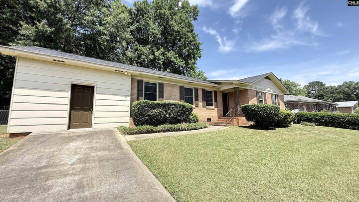 Property Photo:  311 Spartan  SC 29212 