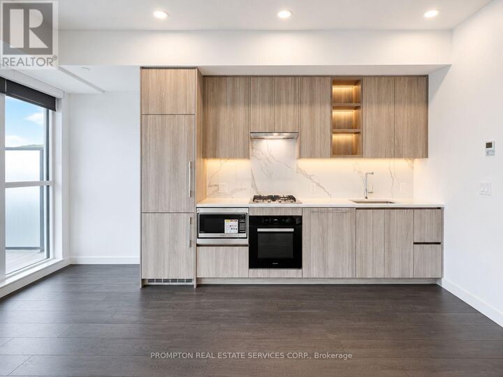 Property Photo:  68 Esther Shiner Boulevard 356  ON M2K 0J6 