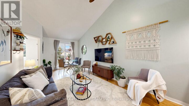 Property Photo:  55 Bristol Road East 111  ON L4Z 3N9 