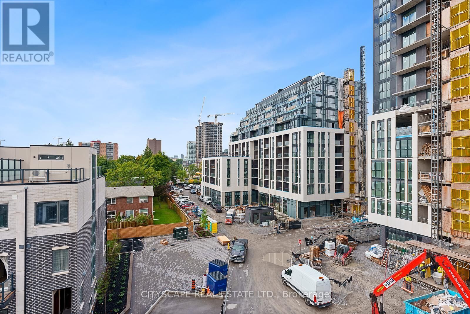 Property Photo:  3427 Sheppard Avenue C2-307  ON M1T 3K5 