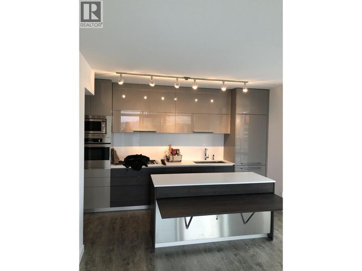 Property Photo:  2378 Alpha Avenue 1001  BC V5C 0K2 