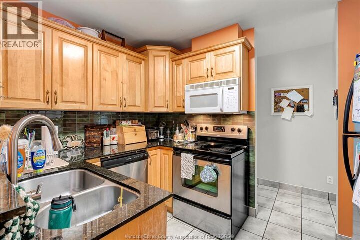 Property Photo:  540 Ouellette 7B  ON N9A 1B7 