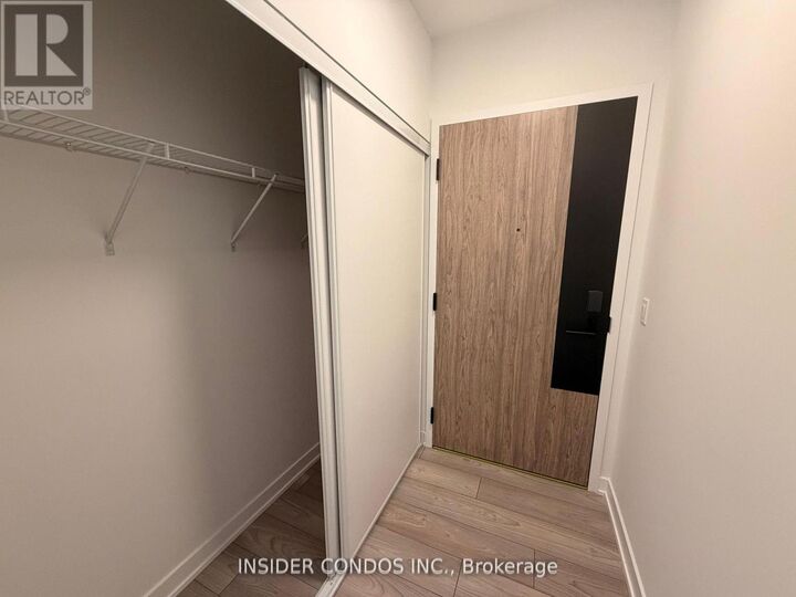 Property Photo:  1007 The Queensway 1016  ON M8Z 6C7 