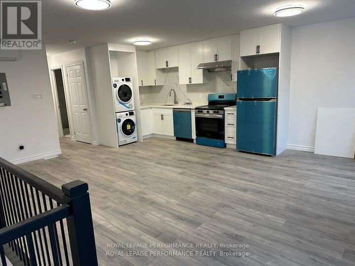 Property Photo:  143 Prince Albert Street North Unit 2  ON K1K 1Z9 