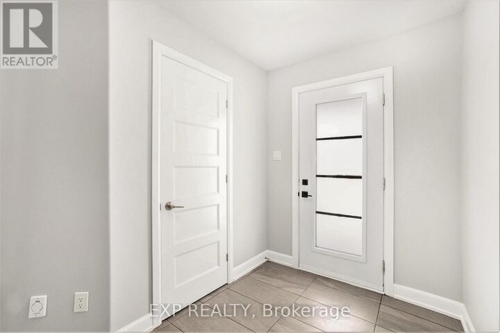 Property Photo:  117 Broadway Avenue  ON K4R 0B5 