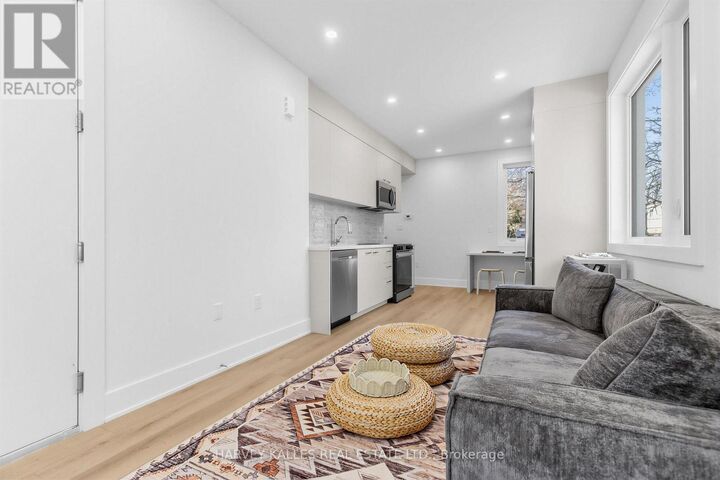Property Photo:  45 Bellevue Avenue 5B  ON M5T 2N5 