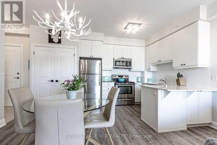 Property Photo:  12 Woodstream Boulevard 913  ON L4L 8C3 
