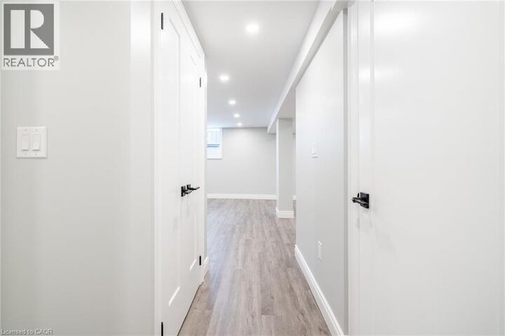 Property Photo:  5482 Randolph Crescent 2  ON L7L 3C5 