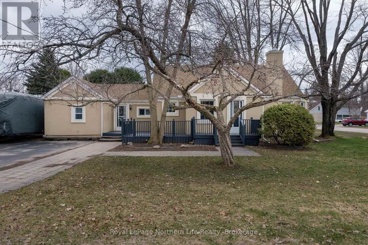 Property Photo:  40 Macdonald Avenue West  ON P1A 1G5 