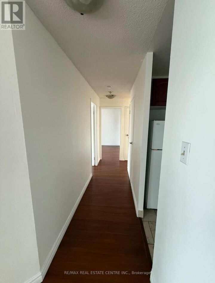 Property Photo:  35 Trailwood Drive 815  ON L4Z 3L6 