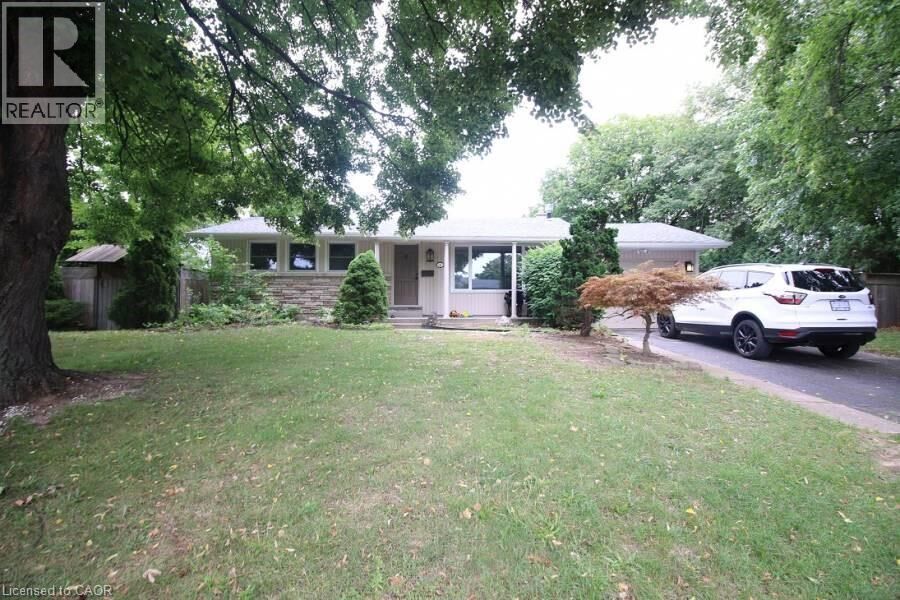 Property Photo:  4 Hudson Drive  ON L2M 2J3 