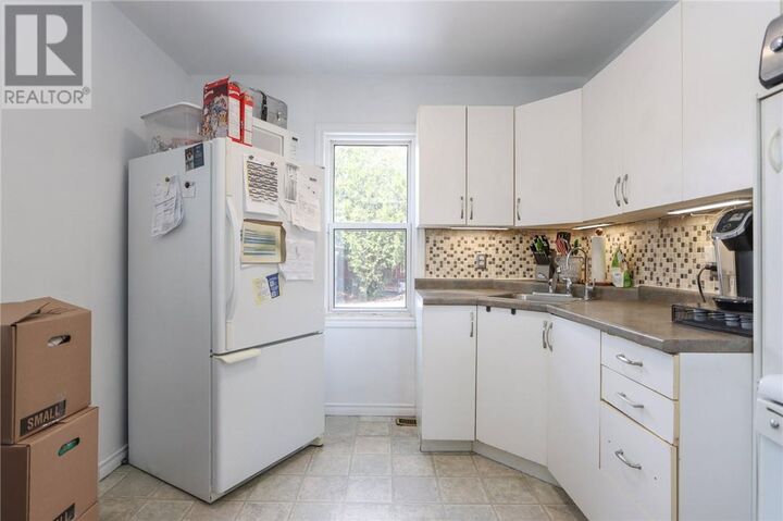 Property Photo:  238 Seventh Avenue  ON P3Y 1M5 