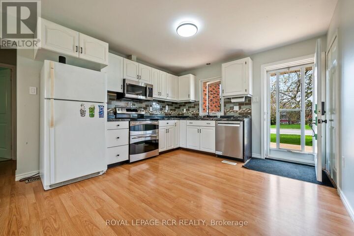 Property Photo:  90 Town Line Main  ON L9W 1V8 