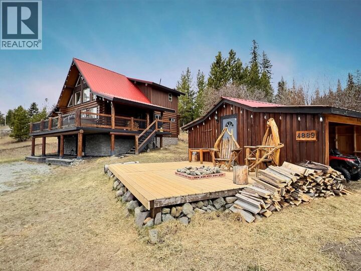 Property Photo: 4889 Pine Ridge Way BC V0E 1W0