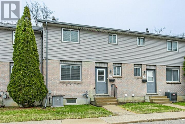 Property Photo:  490 Third Street 19  ON N5V 4A2 