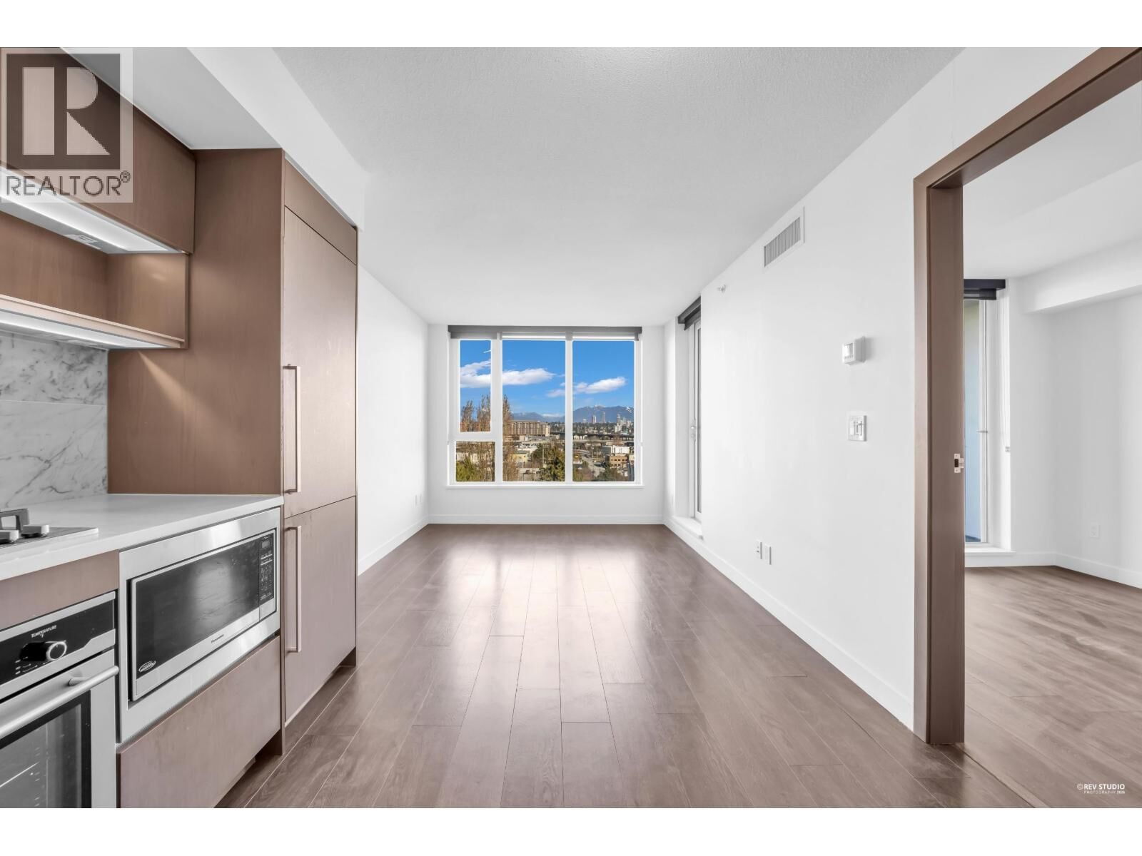 Property Photo:  8988 Patterson Road 1112  BC V6X 0R2 