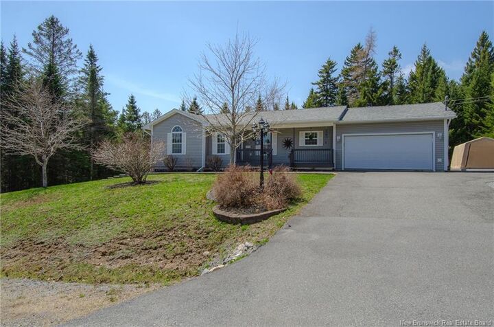 Property Photo:  51 Javin Hill Drive  NB E2N 2G5 
