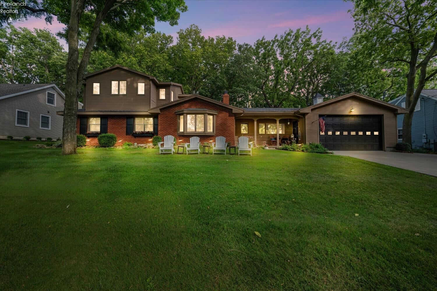 Property Photo:  1949 N Carriage Lane  OH 43452 
