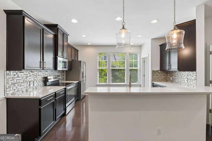 Property Photo: 4296 Morning View GA 30083