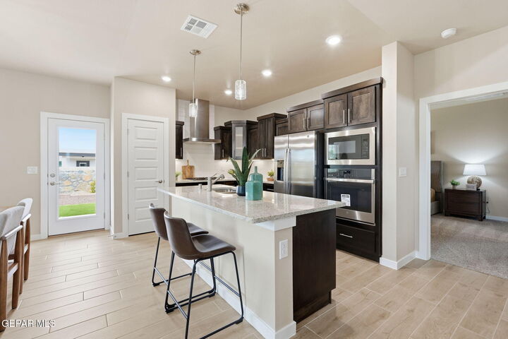 Property Photo: 11872 Jenwood Place TX 79934