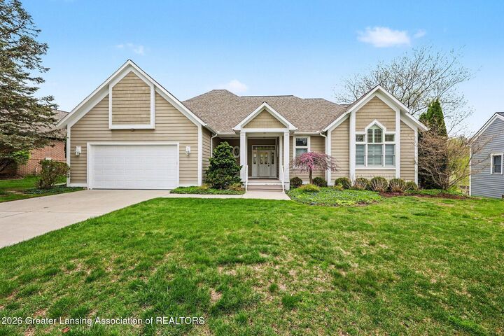 Property Photo:  3611 Breezy Point Drive  MI 48864 