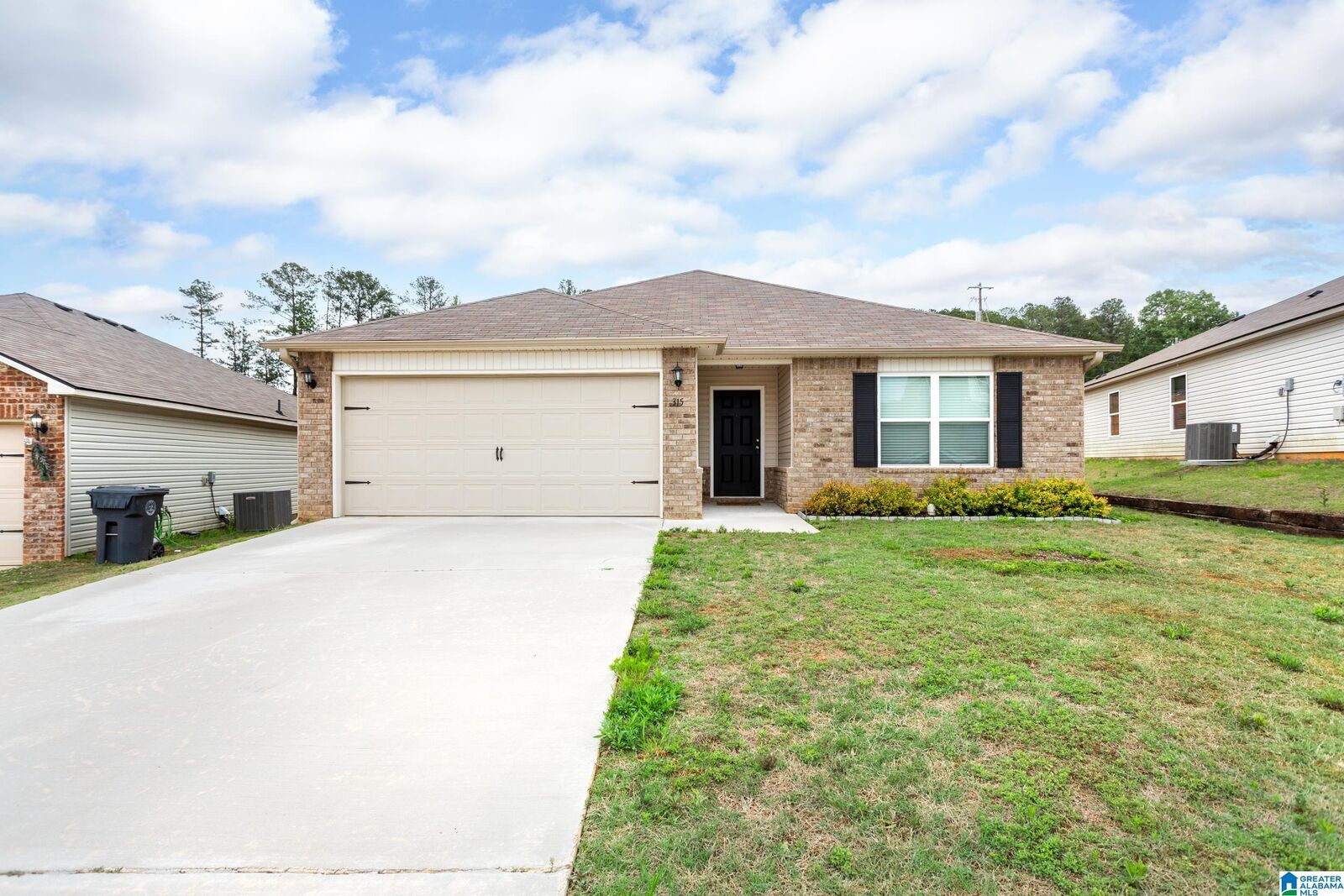 Property Photo:  315 Antler Way  AL 35096 
