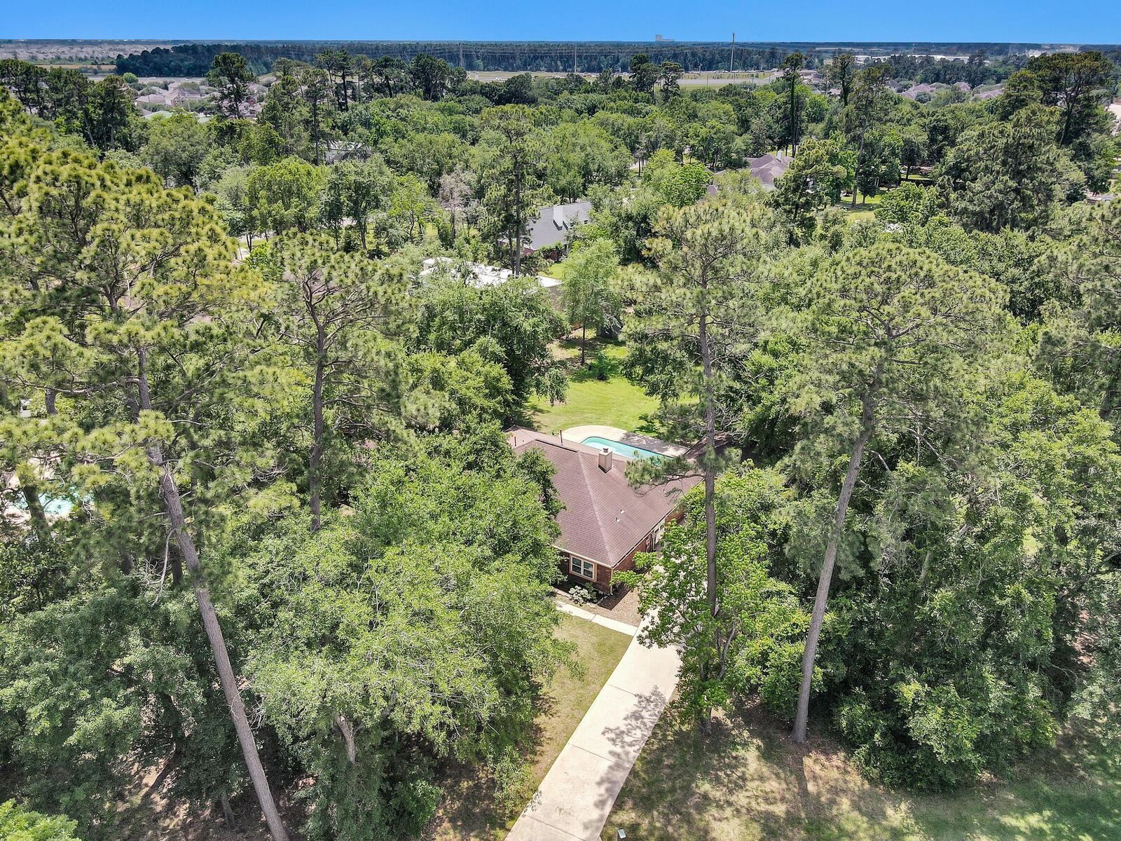 Property Photo: 22707 Trailwood Lane TX 77375