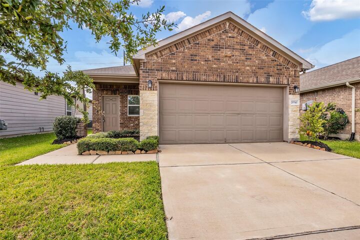 Property Photo: 25703 Bottlebrush Sedge Street TX 77493