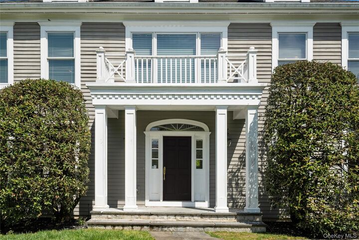 Property Photo:  11 Hollow Tree Road  NY 10510 