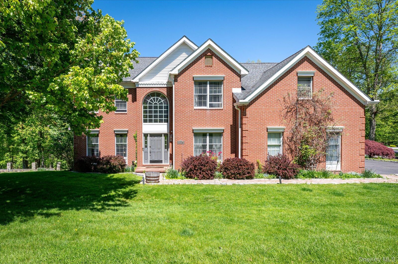Property Photo:  1 Woolen Court  NY 10560 