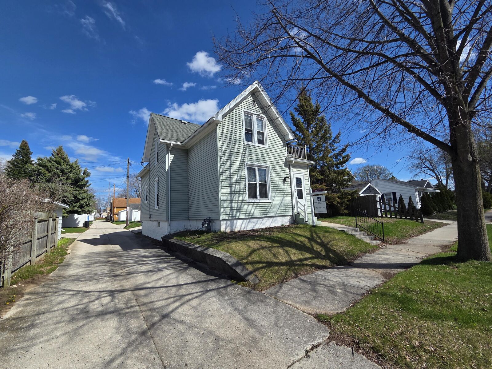 Property Photo:  2317 S 9th St  WI 53081 