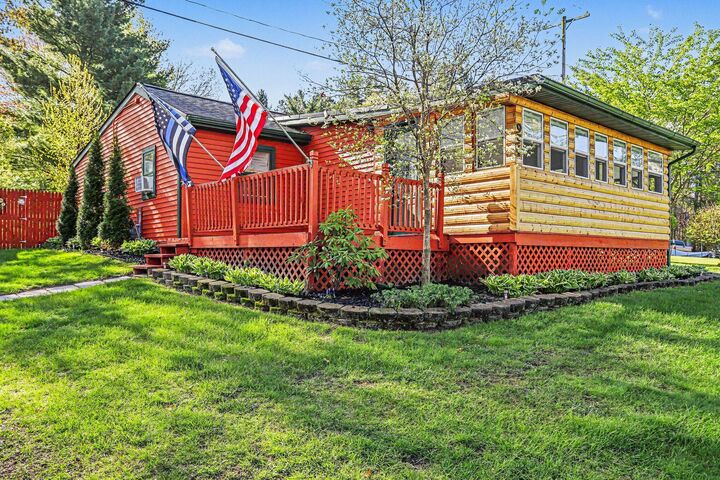 Property Photo:  994 Ottney Drive  MI 49201 