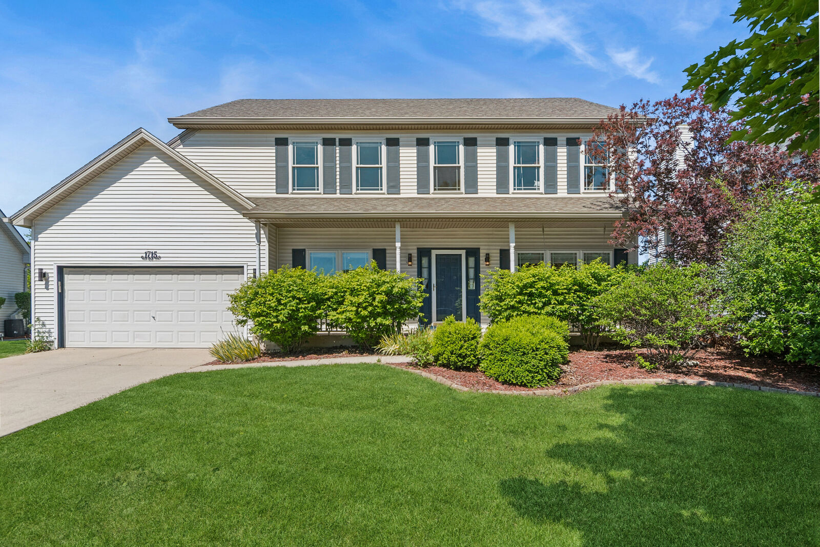 Property Photo:  1715 Brighton Lane  IL 60586 