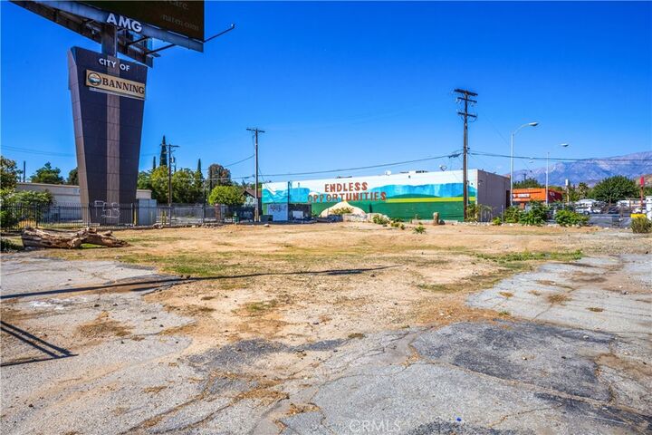 Property Photo:  579 W Livingston  CA 92220 