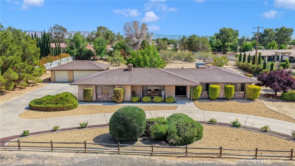 Property Photo: 19547 Kona Road CA 92307