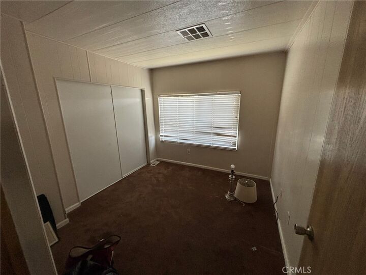 Property Photo:  1701 S Thornburg Street  CA 93458 