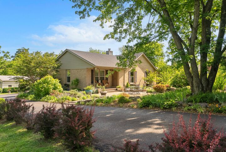 Property Photo:  2740 Critz Ln  TN 37179 