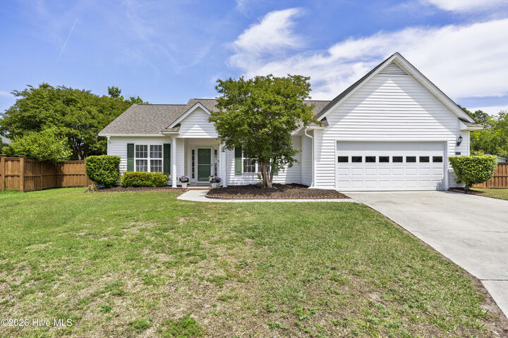 Property Photo: 1406 Wagon Court NC 28412