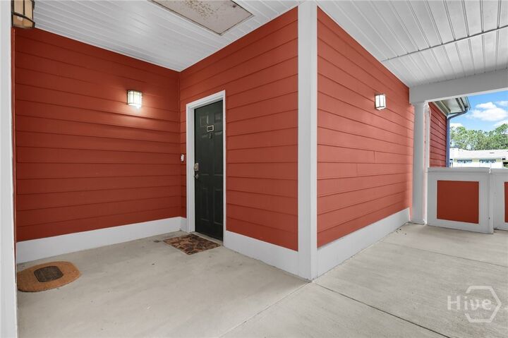 Property Photo: 1733 Whitemarsh Way GA 31410