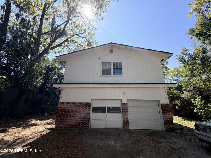 Property Photo:  5509 Playa Way  FL 32211 
